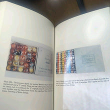 Load image into Gallery viewer, Everett Grist Machine Made Contemporary Marbles Collecting Collectors Guide Book
