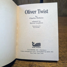 Load image into Gallery viewer, Oliver Twist The Adventures Of Tom Sawyer Moby Books Illustrated Classics Lot
