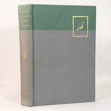 Load image into Gallery viewer, HG H G Wells The War Of The Worlds Time Machine Vintage Book Novel Collection

