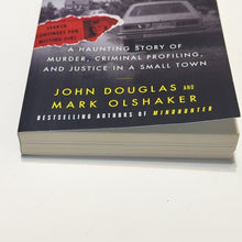 Load image into Gallery viewer, When a Killer Calls By John Douglas Book Cases of the FBI Original Mindhunter 2
