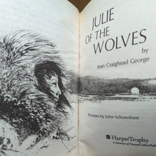 Load image into Gallery viewer, Julie Of The Wolves By Jean Craighead George Hardcover Book Vintage 1974 Edition
