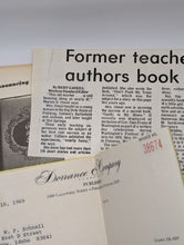 Load image into Gallery viewer, Garlic In My Shoes By Marion Sherrard Oneal First 1st Edition 1969 Rare Book
