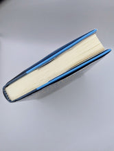 Load image into Gallery viewer, Moving Is Murder Sarah Sara Rosett SIGNED 1st Edition Hardcover Mystery Novel
