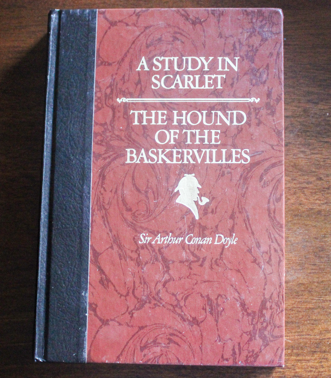 A Study in Scarlet The Hound of the Baskervilles Sherlock Holmes Illustrated BK