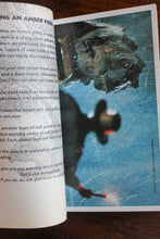 Load image into Gallery viewer, Jurassic Park Vintage Movie Book Dinosaur Hunters Guide Puzzle Action Photo 1993
