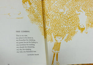 Me A First Book of Poems for Children Kid Poetry Vintage Weekly Reader Book Club