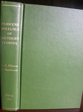 Load image into Gallery viewer, PLIOCENE MOLLUSCA of SOUTHERN FLORIDA Shell Mollusk Guide Book Encyclopedia
