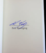 Load image into Gallery viewer, Trust by Mayor Pete Buttigieg SIGNED Autographed Book Memorabilia South Bend IN

